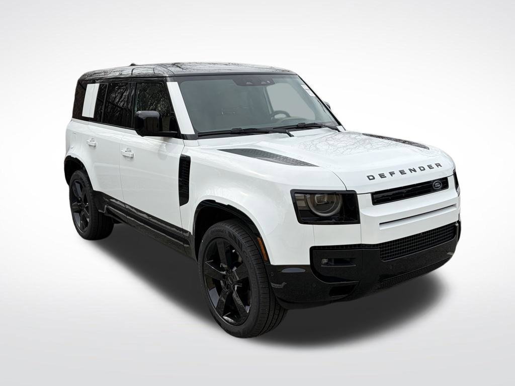 New 2026 White Land Rover V8 image 3
