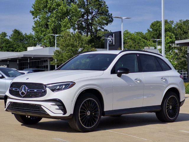 New 2026 Polar White Mercedes-Benz GLC 300 image 37