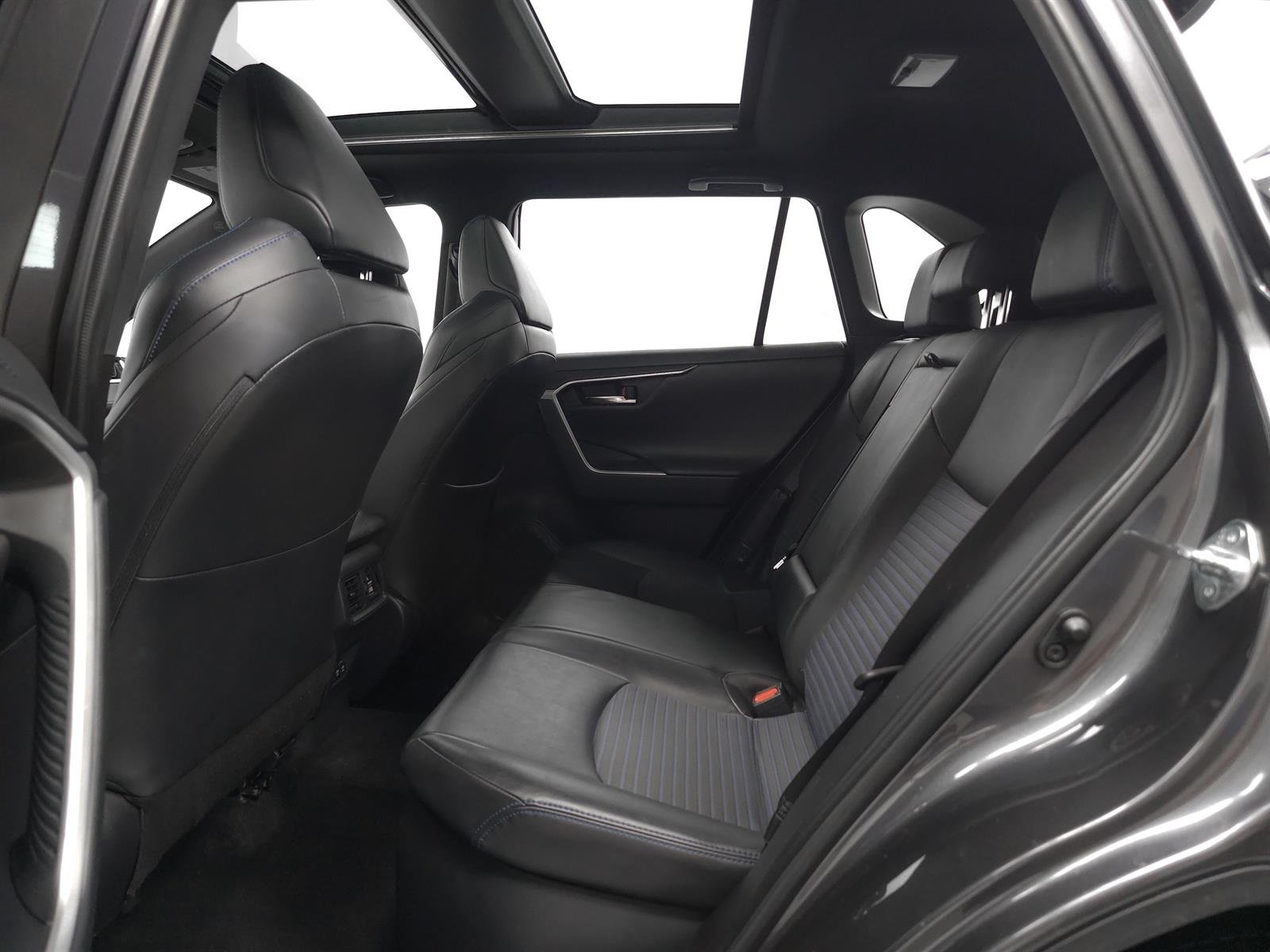 Used 2019 Gray Toyota XSE image 5