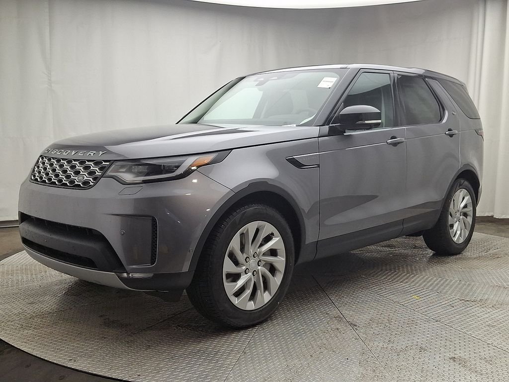 2026 Land Rover Discovery P300 S's photo
