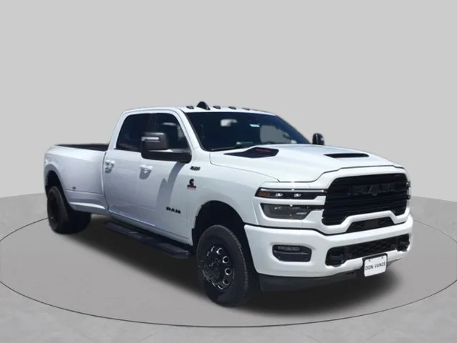 2026 RAM 3500 Laramie - Photo 7