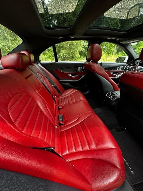 Used 2015  Mercedes-Benz C 300 image 17