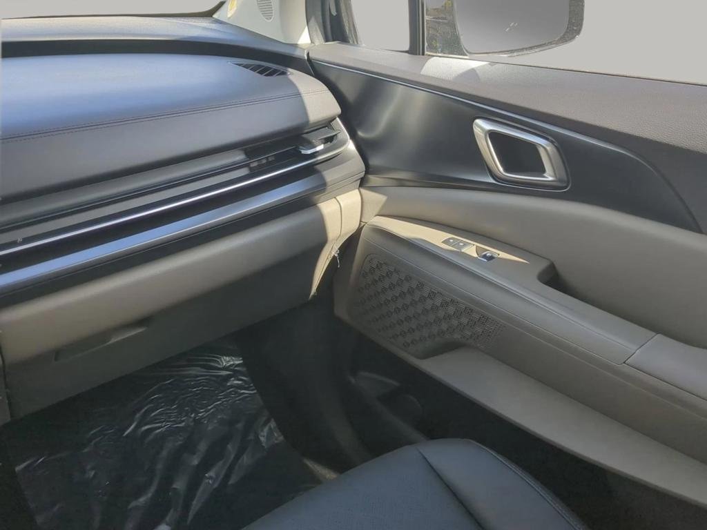 2026 Kia Carnival LXS - Photo 20