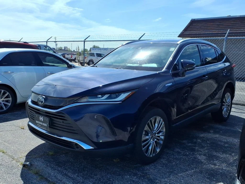 Used 2021 Blue Toyota XLE image 4