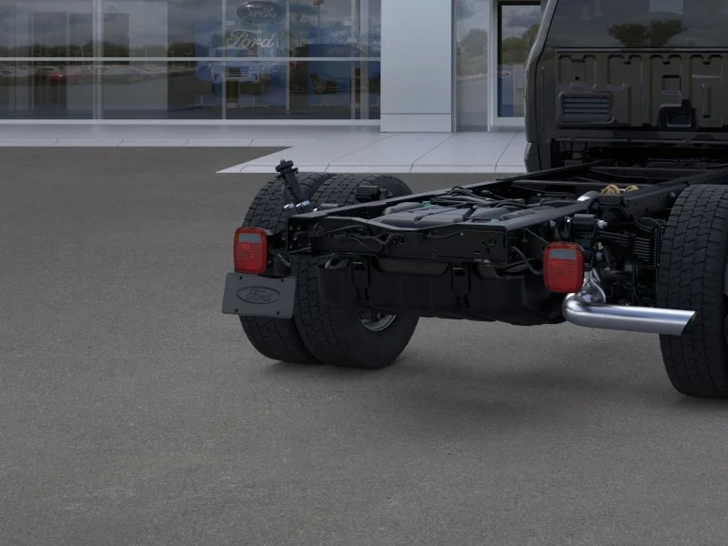 2026 Ford F-550 Super Duty Chassis Cab XL - Photo 21