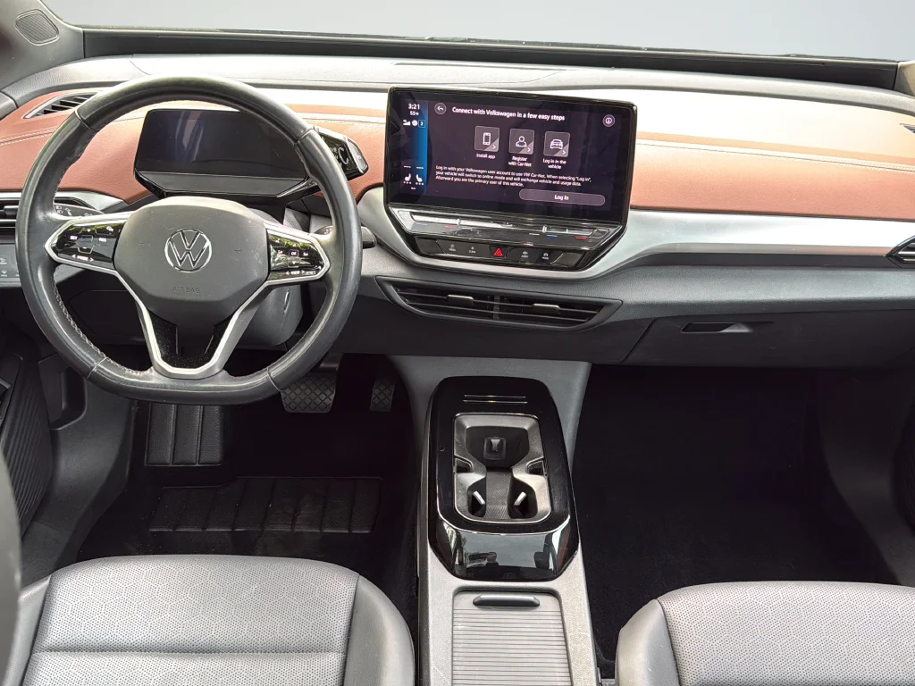 Used 2021  Volkswagen Pro S image 9