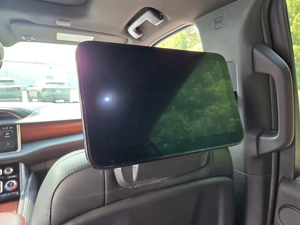 Used 2023 Black GMC Denali Ultimate image 18