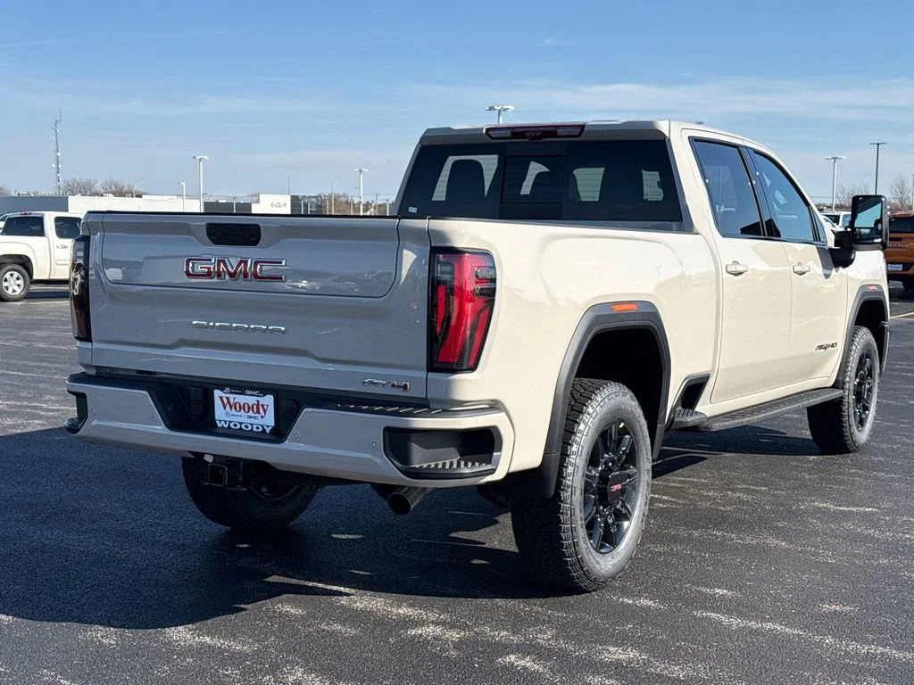 2026 GMC Sierra 2500HD AT4 - Photo 9