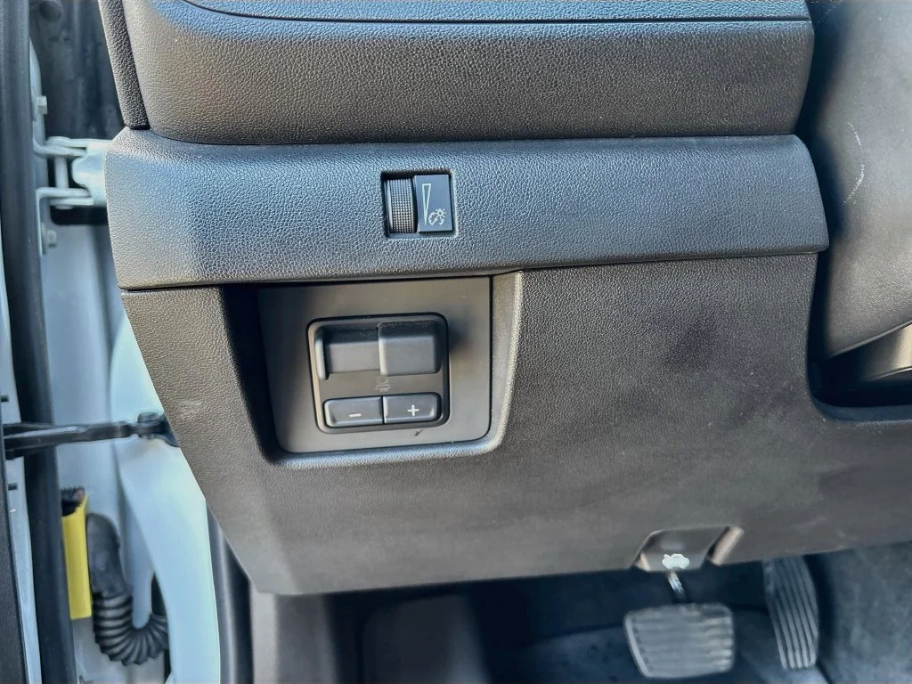 Used 2024 Summit White Chevrolet Trail Boss image 10