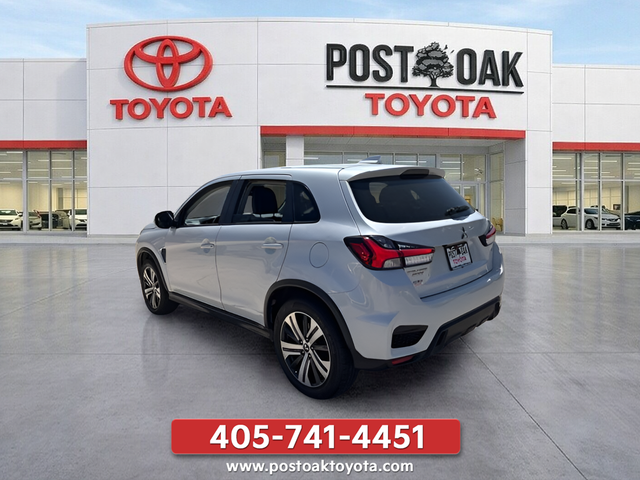 Used 2023 White Mitsubishi 2.0 LE image 12