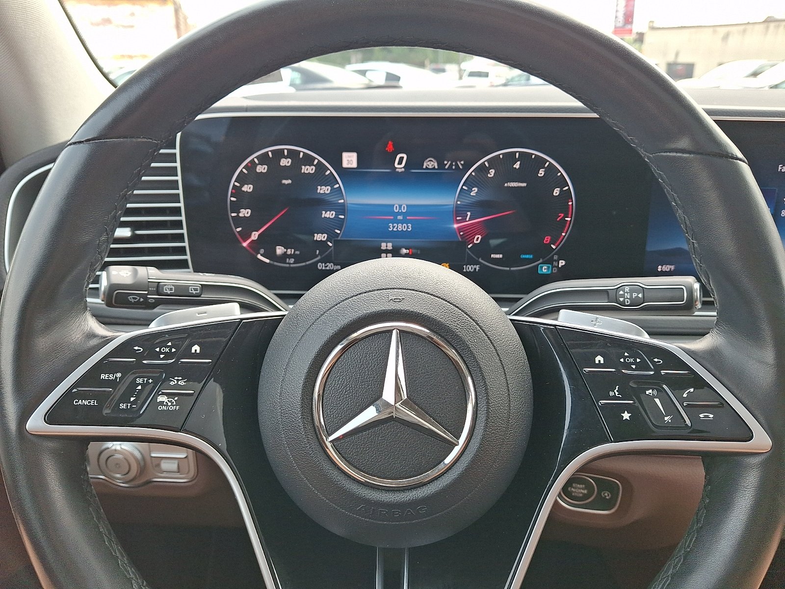 Used 2025 Black - 040 Mercedes-Benz 4MATIC® image 20