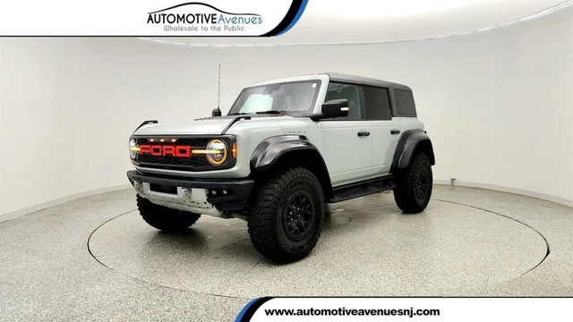 2023 Ford Bronco Raptor 4 Door Advanced 4x4 with 17'' Black Forged Wheels