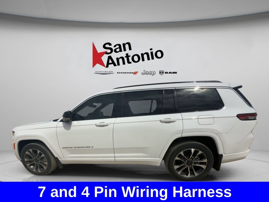 New 2025 Bright White Clear-Coat Exterior Paint Jeep Overland image 9