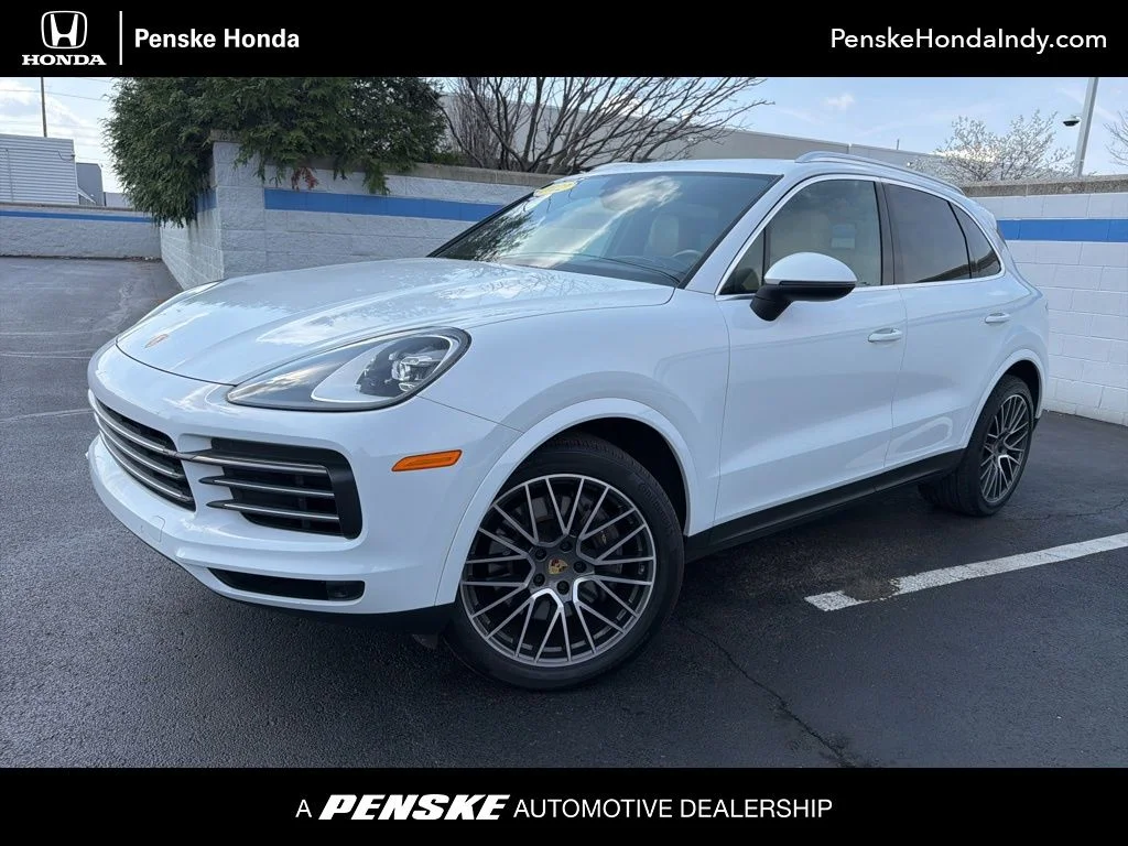 2022 Porsche Cayenne -'s photo