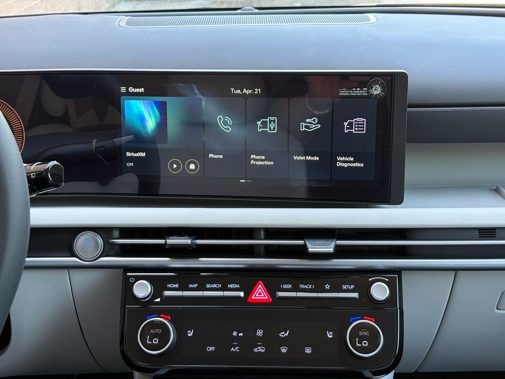 New 2026 Phantom Black Hyundai SEL FWD image 33