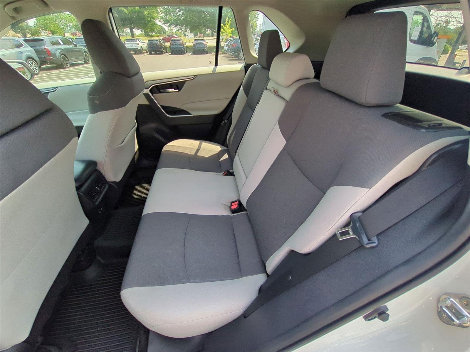 Used 2020 Super White Toyota XLE image 45