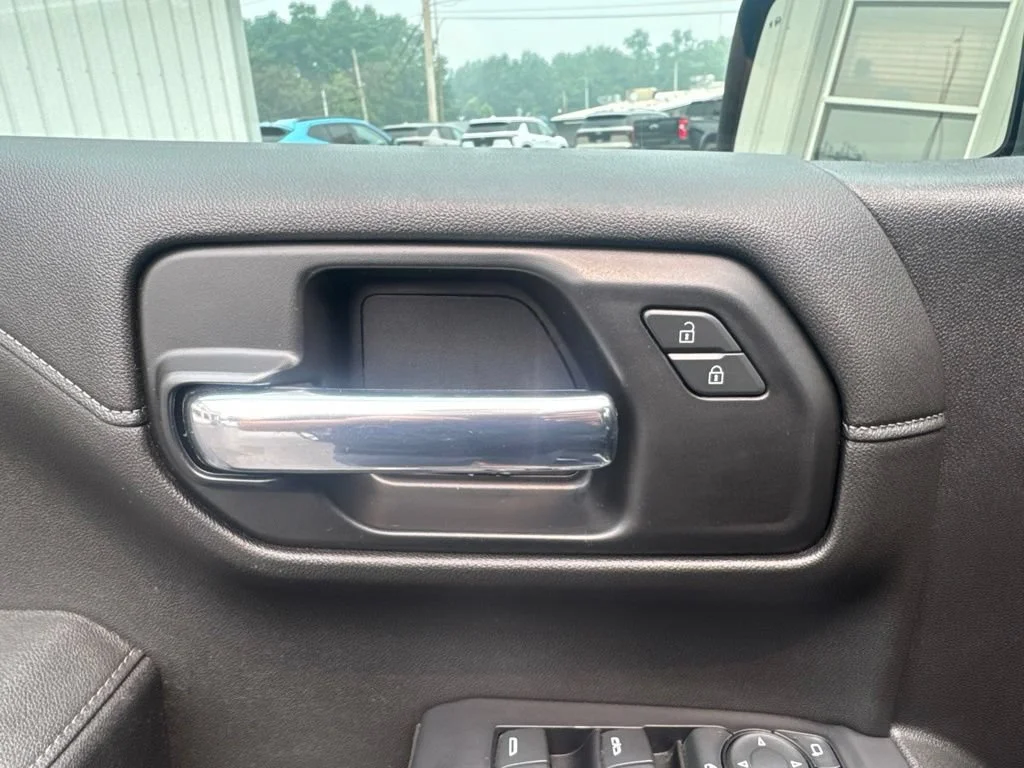 Used 2020 Northsky Blue Metallic Chevrolet RST image 30