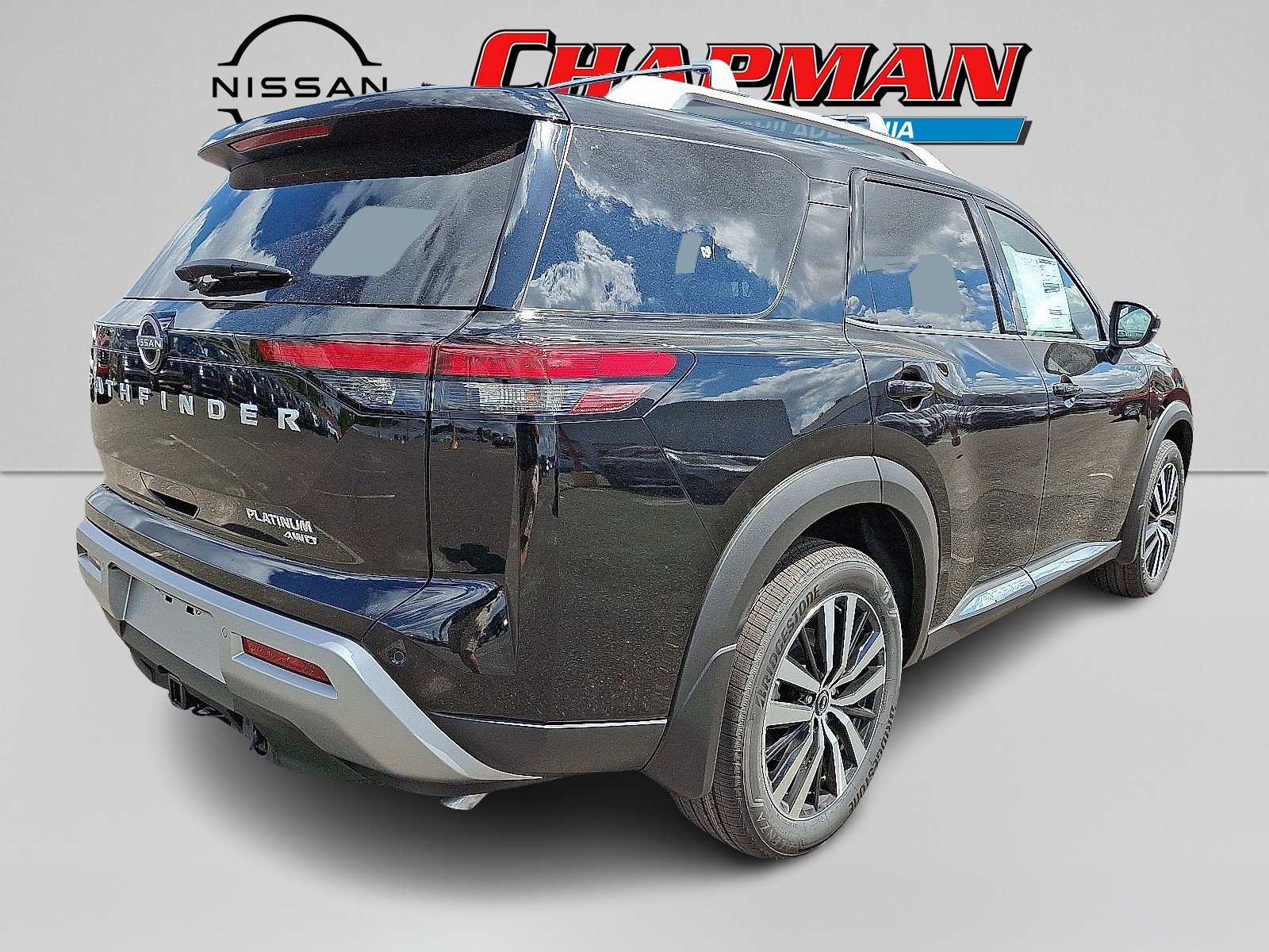 2025 Nissan Pathfinder Platinum - Photo 4