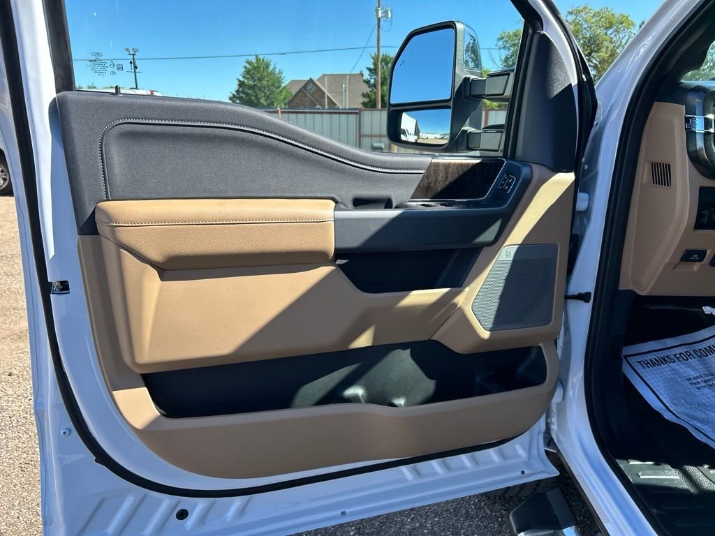 New 2026 Oxford White Ford Lariat image 12