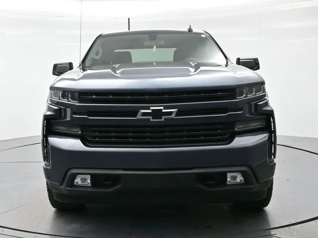 Used 2020 SHADOW GRAY METALLIC Chevrolet RST image 2