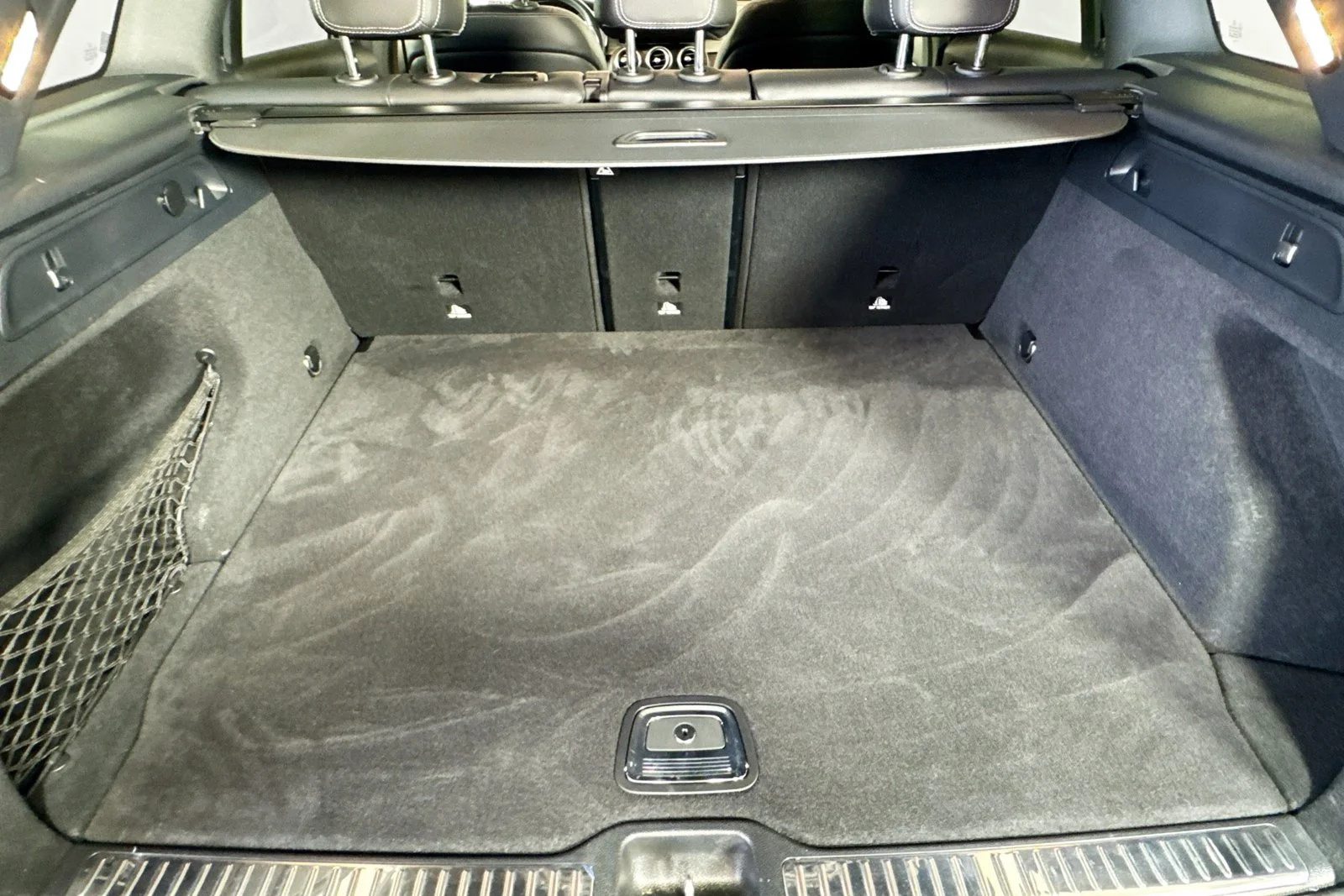 Used 2022 Black Mercedes-Benz GLC 300 image 25