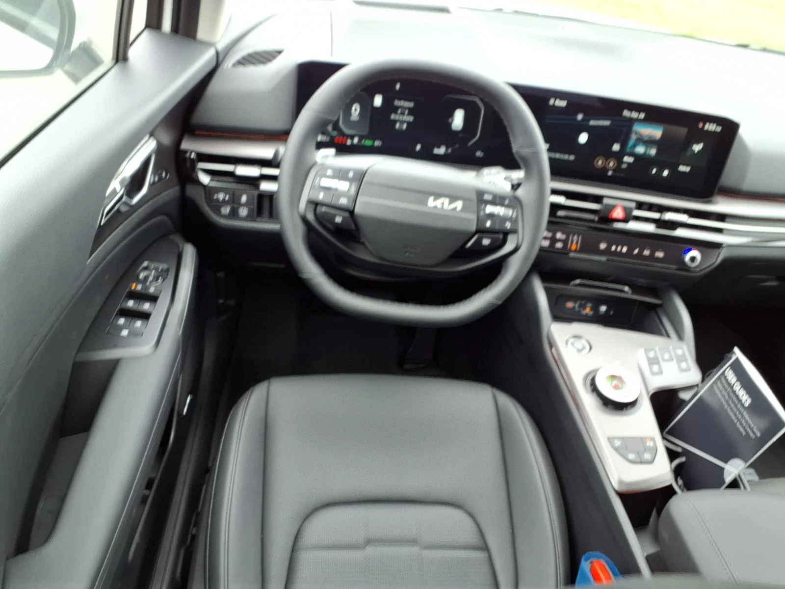 New 2027 Snow White Pearl Kia SX-Prestige image 4