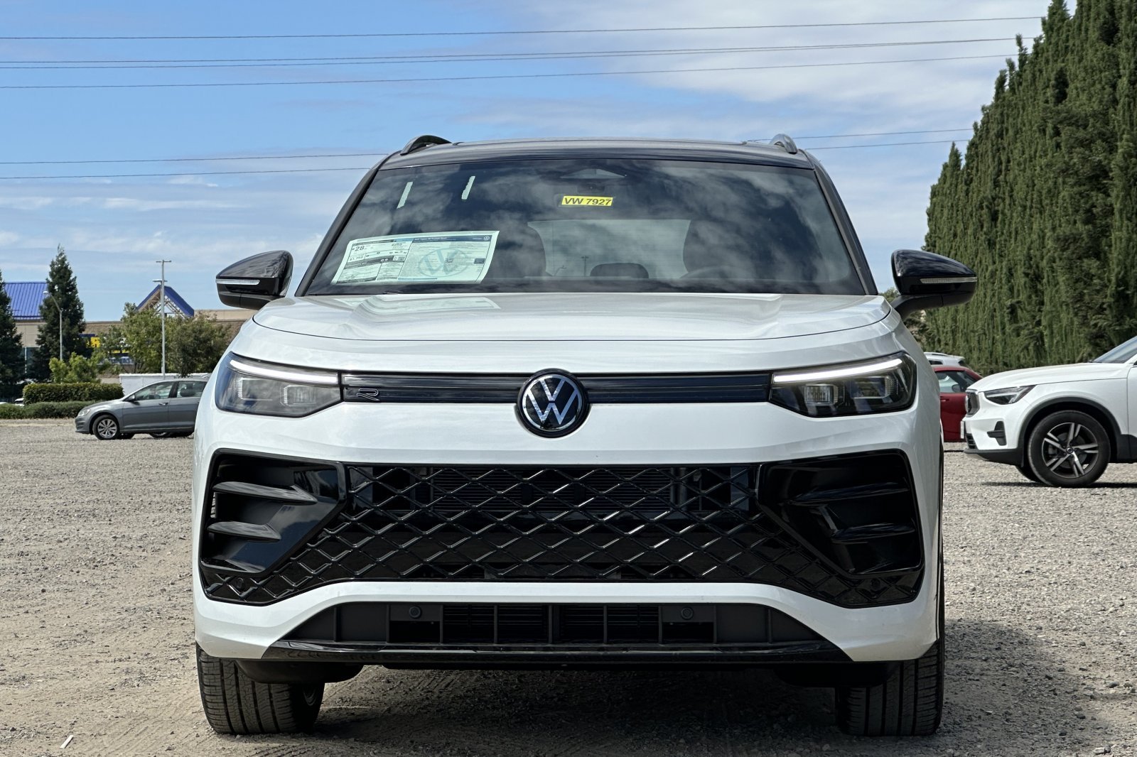 New 2026 Opal White w/Deep Black Roof Volkswagen SE R-Line Black image 9