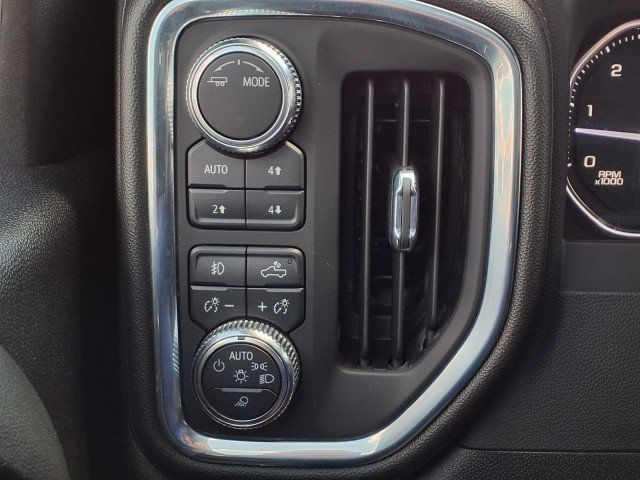 Certified Used 2023 ONYX BLACK GMC AT4 image 18