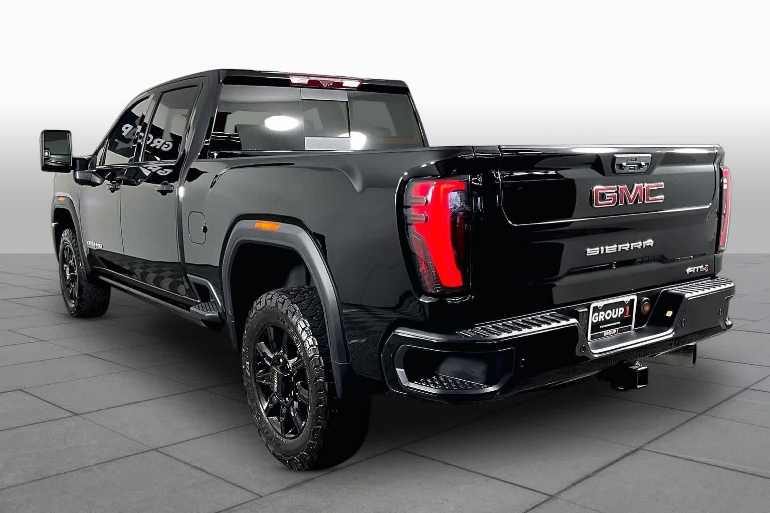 2026 GMC Sierra 2500HD AT4 - Photo 11