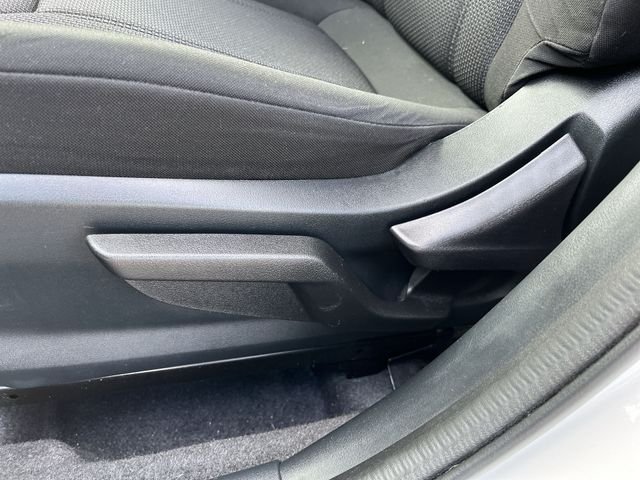 Used 2023 White Subaru Base image 16