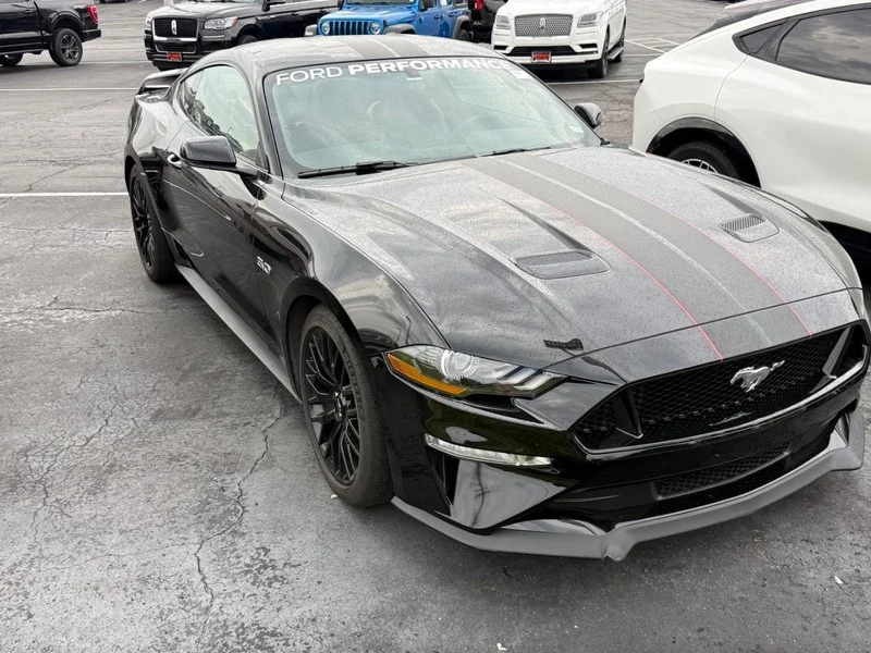 2019 Ford Mustang GT Coupe Premium's photo