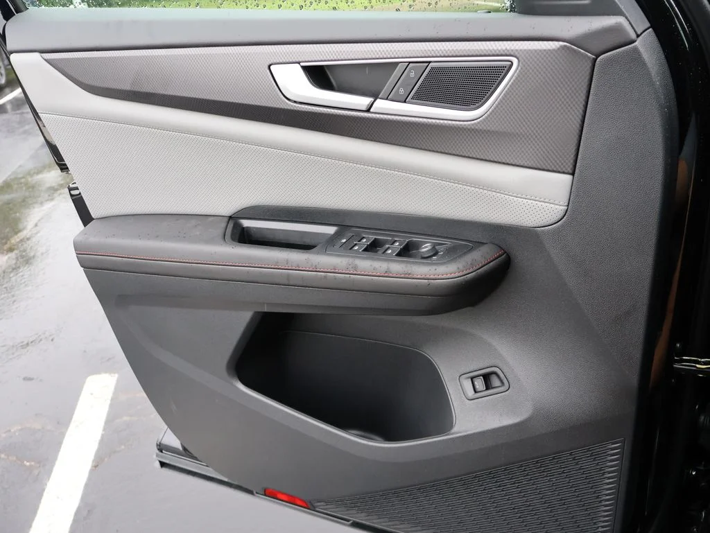 New 2026 Black Volkswagen 2.0T Peak Edition image 39