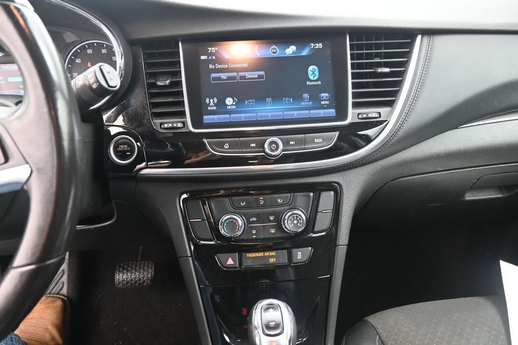 Used 2018 Silver Buick Preferred image 13