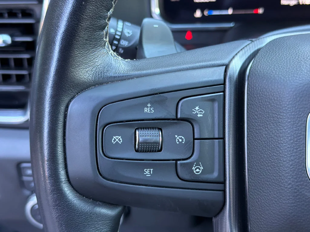 Used 2026 Silver GMC Denali Ultimate image 24