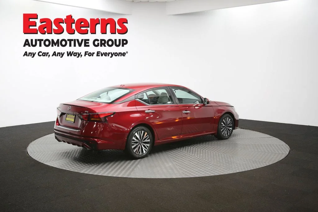 Used 2023 Red Nissan 2.5 SV image 41
