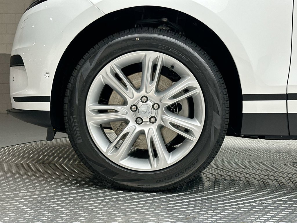 New 2026 Fuji White Land Rover S image 5