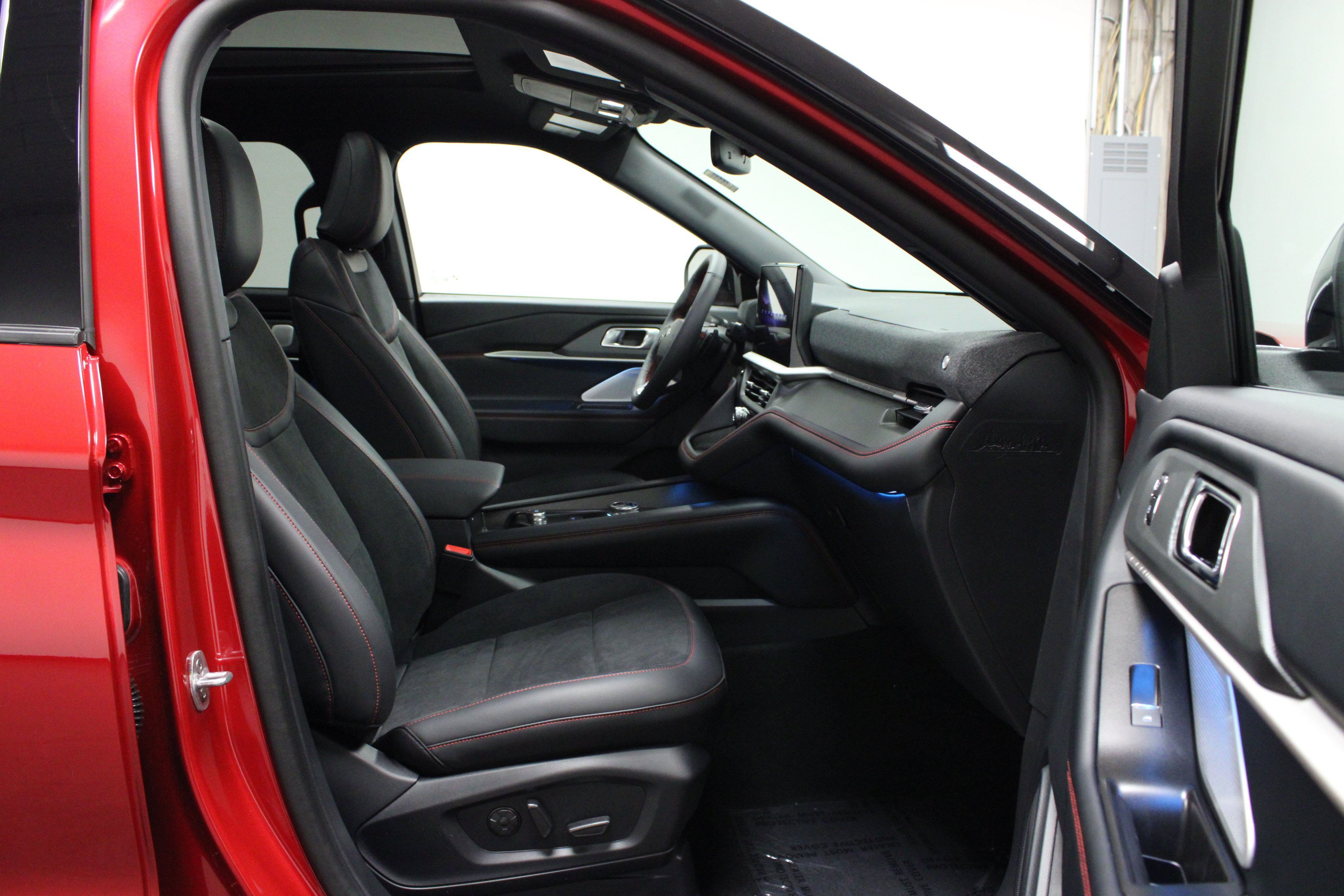 New 2026 Rapid Red Metallic Tinted Clearcoat Ford ST image 17
