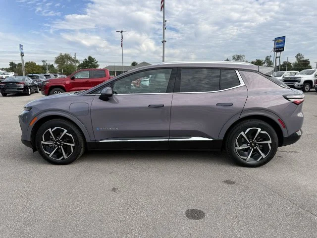 Used 2024 Galaxy Gray Metallic Chevrolet LT image 8