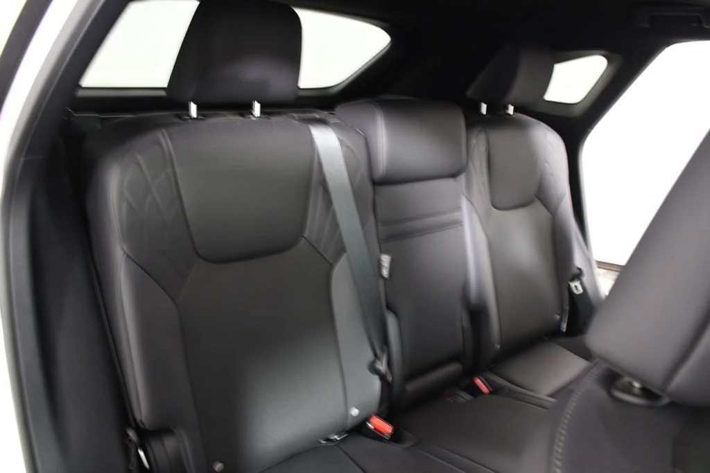 Used 2025 Eminent White Pearl Lexus 350 Premium image 23