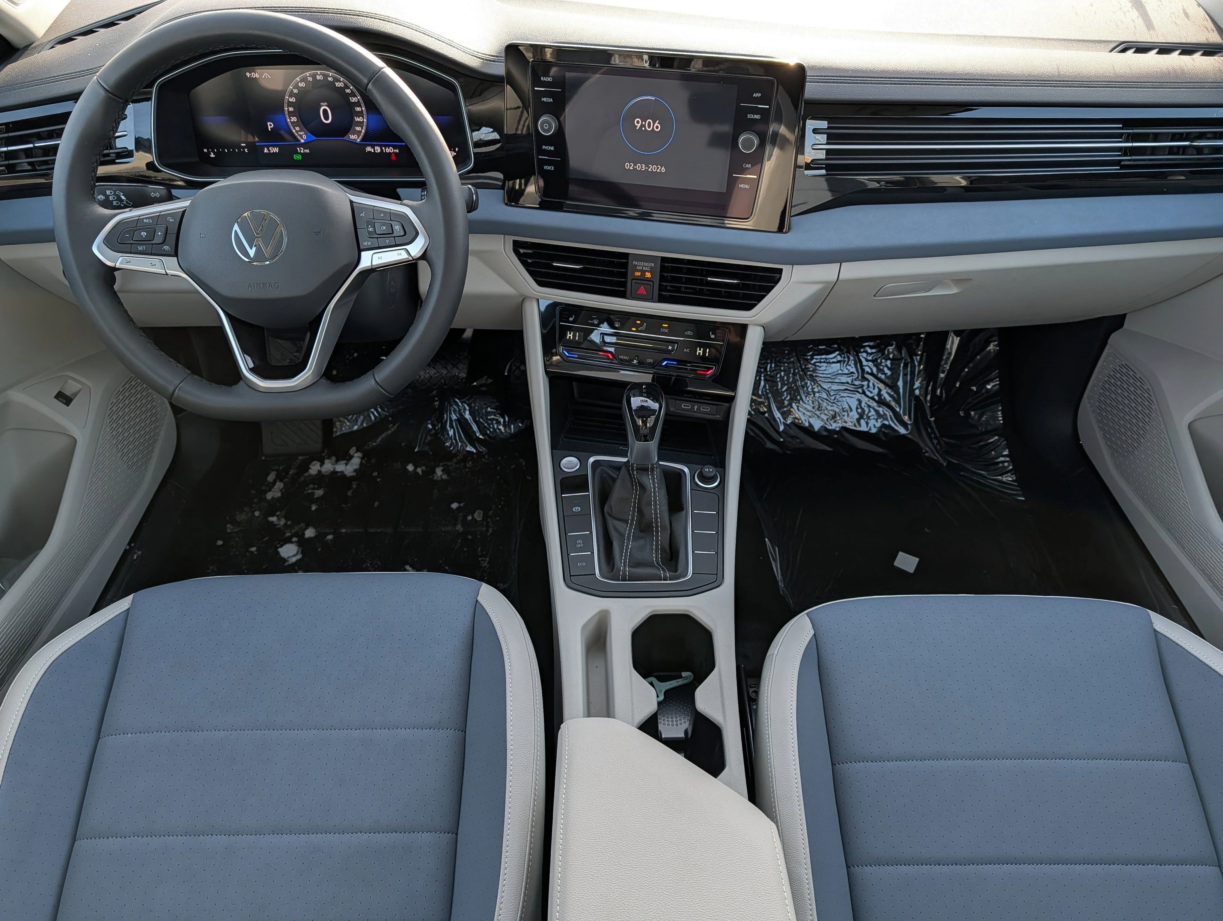 New 2026 Opal White Pearl Volkswagen SE image 7