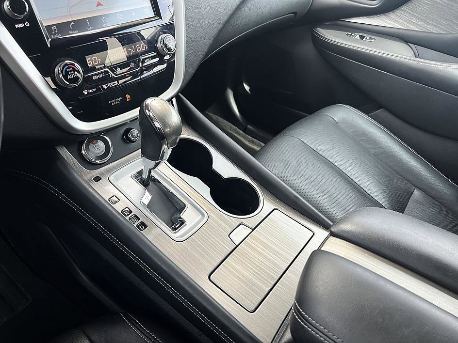 Used 2017 Arctic Blue Metallic Nissan Platinum image 28