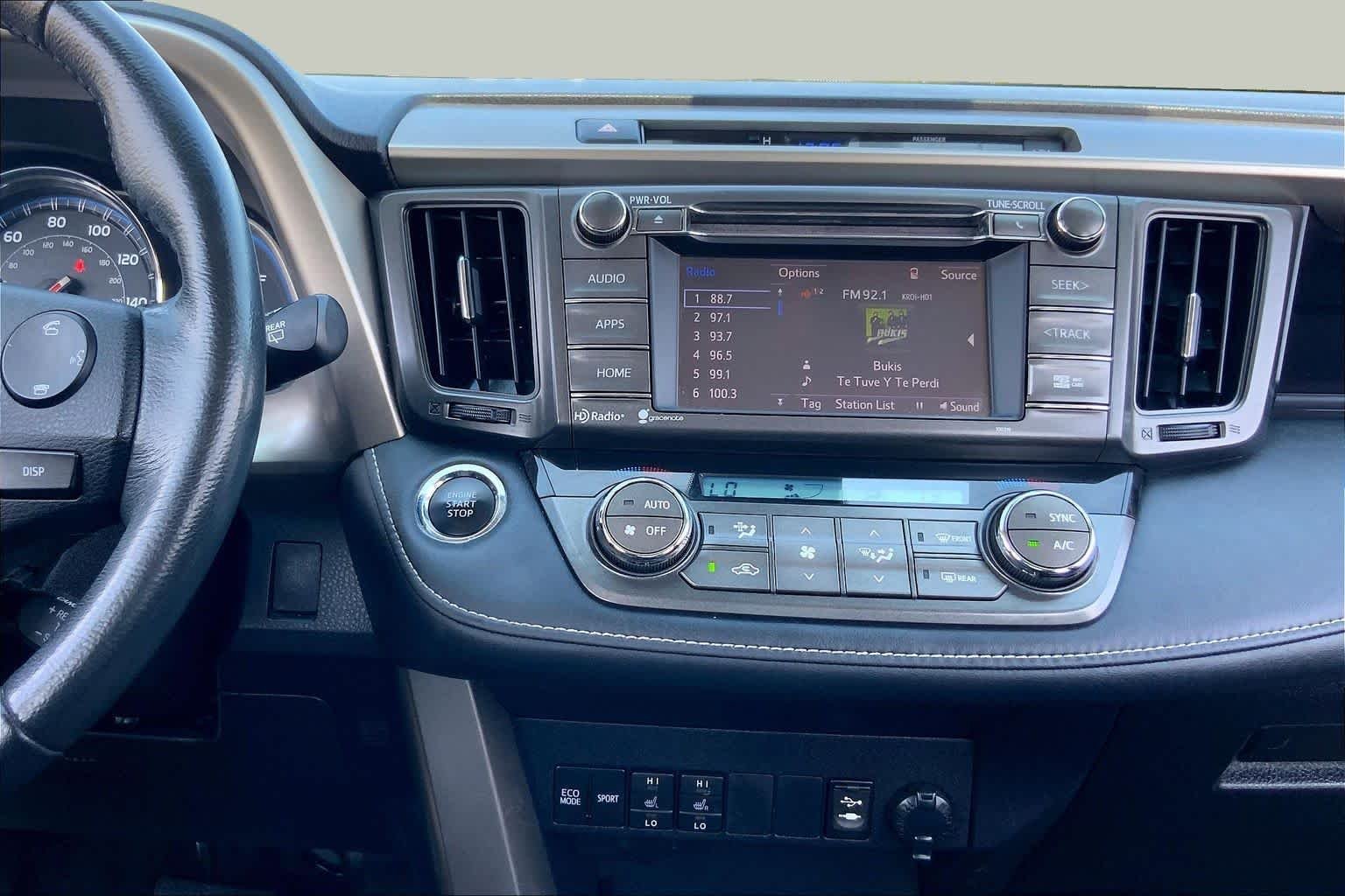 Used 2015 Classic Silver Metallic Toyota Limited image 7