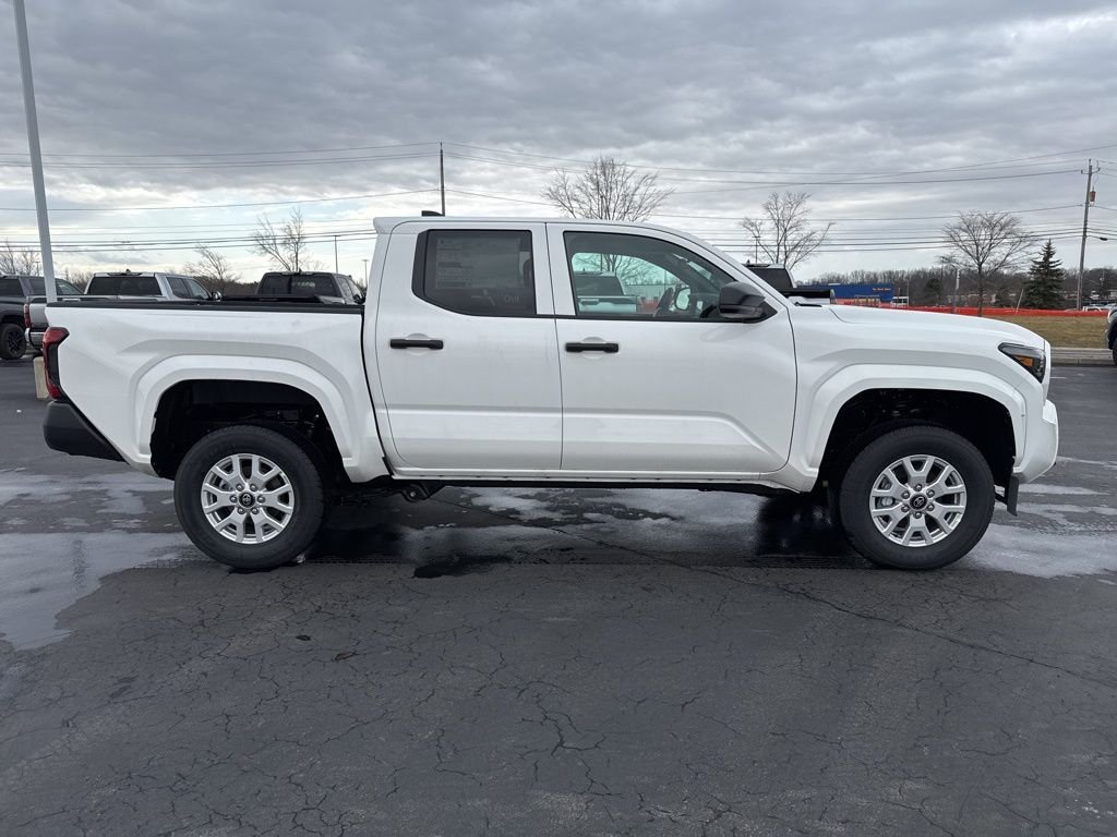 2026 Toyota Tacoma SR - Photo 7