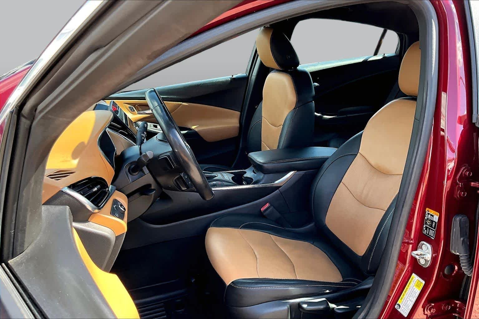 Pre-Owned 2017 Chevrolet Volt Premier
