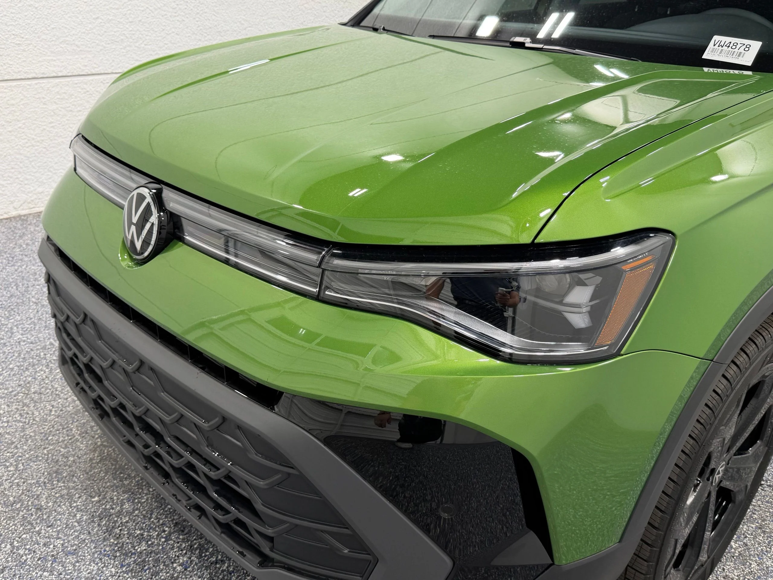 New 2026 Green Volkswagen 1.5T SE Black image 15