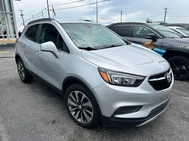Used 2022 Silver Buick Preferred image 1