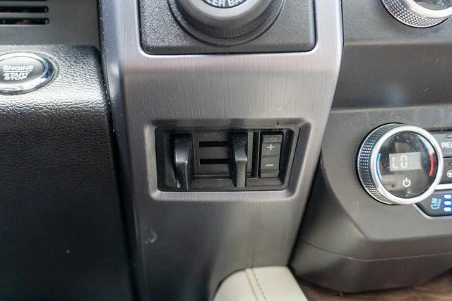 Used 2021 White Metallic Ford Platinum image 44