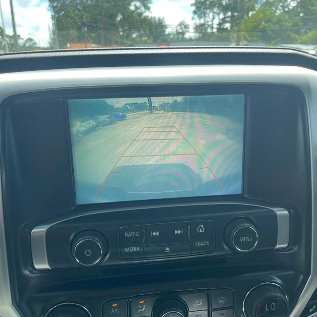 Used 2018 Black GMC SLT image 7