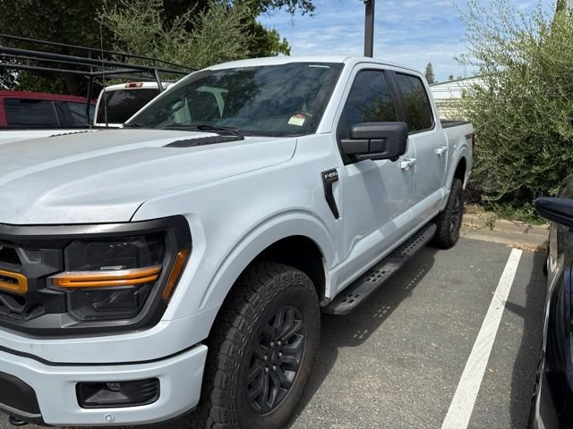Used 2025  Ford Tremor image 3