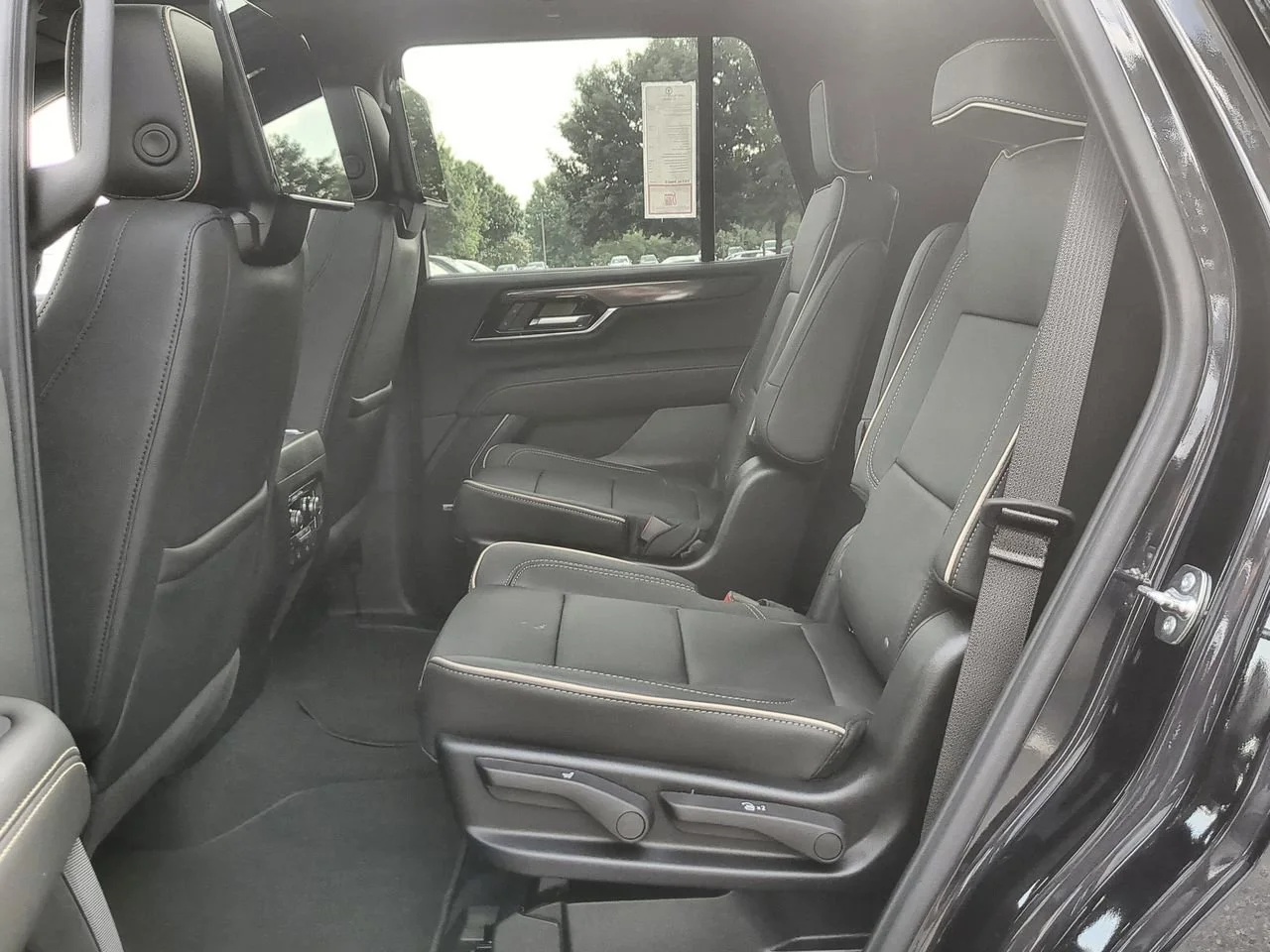 New 2026 Titanium Rush Metallic GMC Elevation image 26